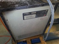 Kehrmaschine und Scheuersaugmaschine Hakomatic B 1100 gebraucht kaufen Kehrmaschine und Scheuersaugmaschine Hakomatic B 1100