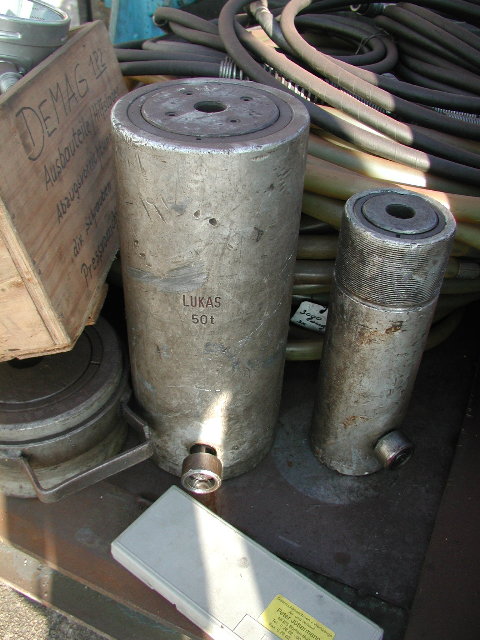 diverse Hydraulikzylinder 