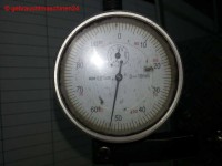 Magnetstativ mit Meßuhr